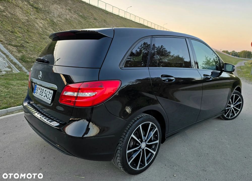 Mercedes-Benz Klasa B 200 BlueEFFICIENCY Edition 1 - 5
