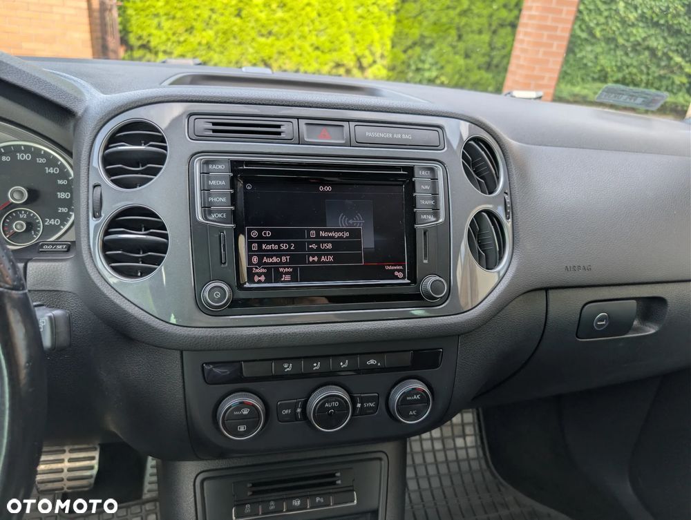 Volkswagen Tiguan 2.0 TDI 4Mot Sport&Style DSG - 10