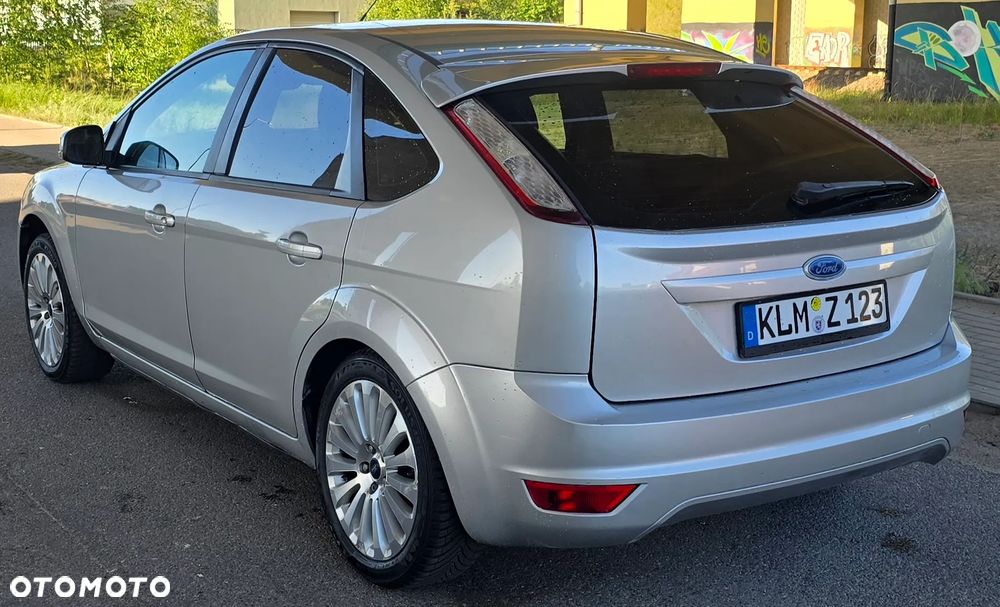 Ford Focus 1.6 Ti-VCT Sport - 6