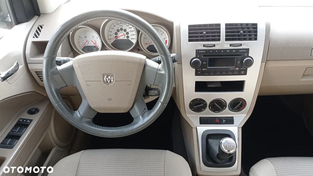 Dodge Caliber 1.8 SXT - 40