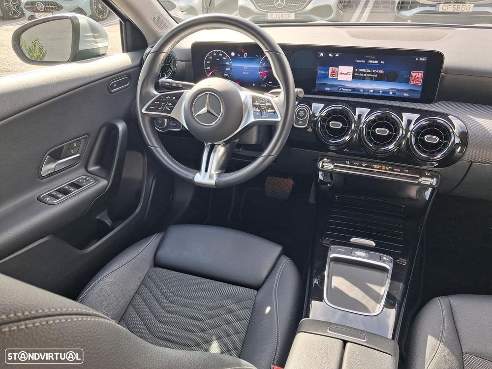 Mercedes-Benz A 200 Standard - 17
