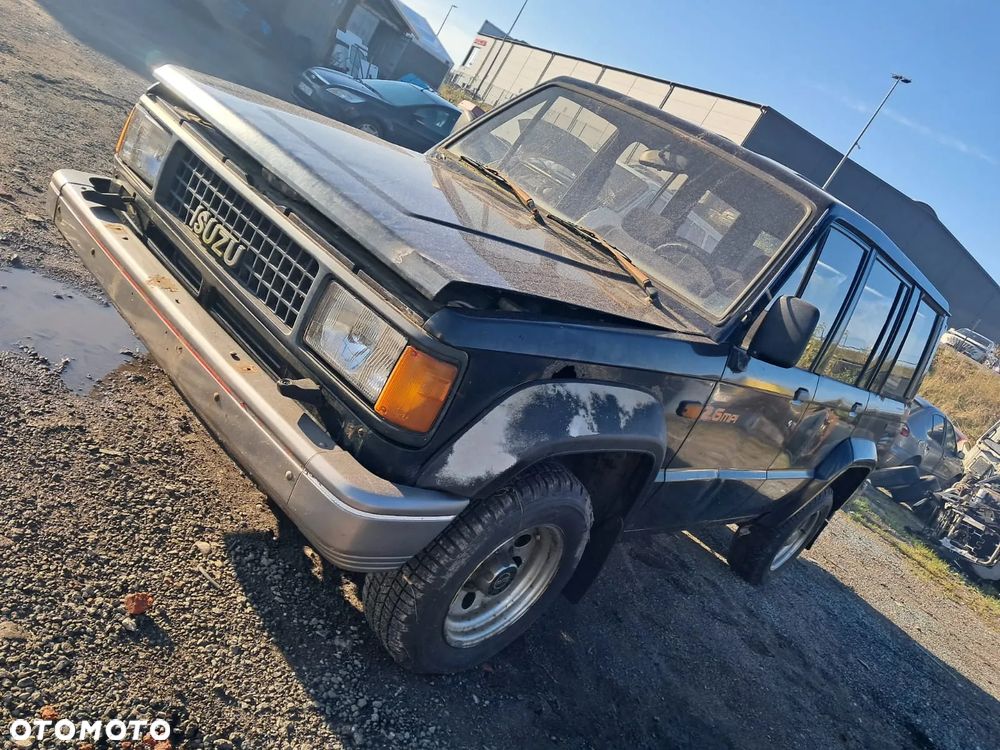 ❌Dawca części❌  ISUZU TROOPER I 4X4 1992 R 2.6 MPI KOD: RLJ KOD LAK: 826/10 - 1