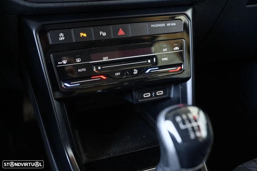 VW T-Cross 1.0 TSI Life - 29