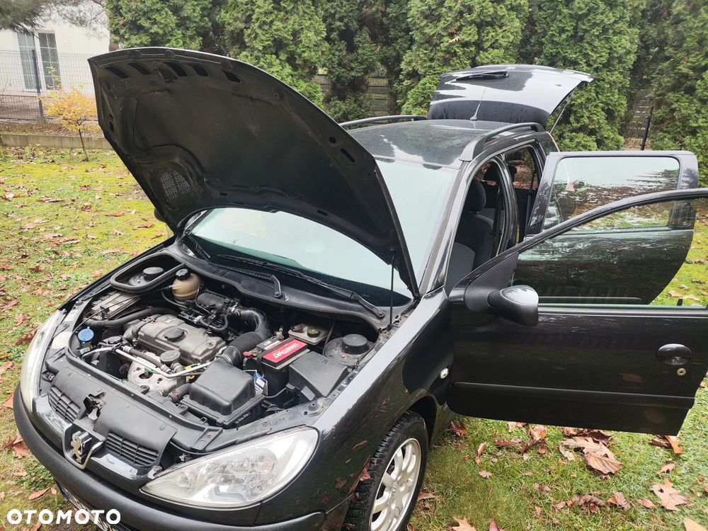 Peugeot 206 - 22