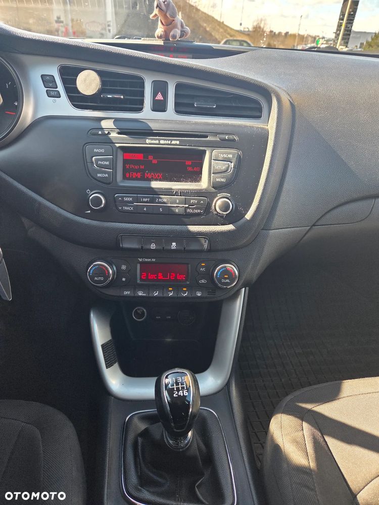 Kia Ceed 1.6 CRDi L - 28