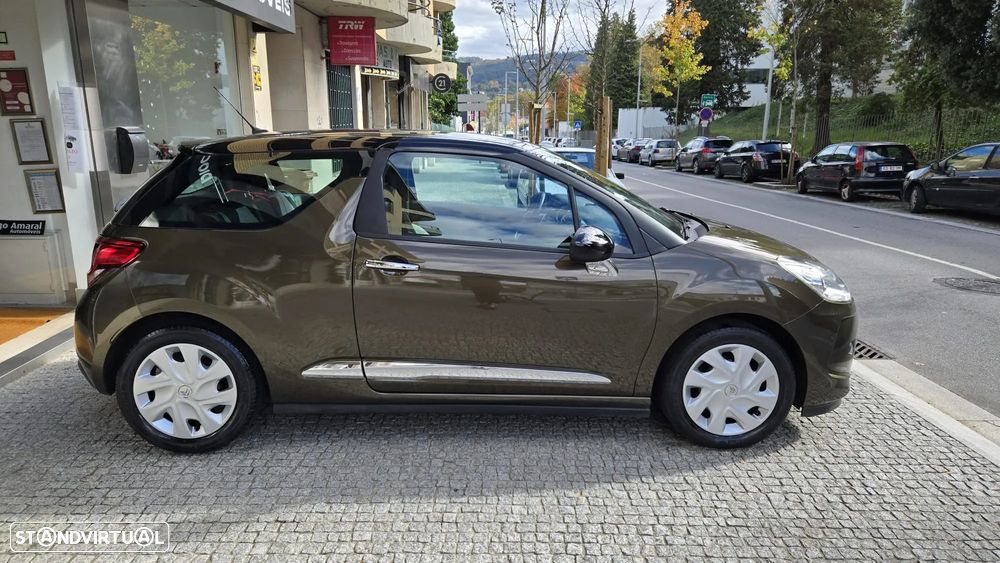 Citroën DS3 1.4 e-HDi Chic CMP - 3