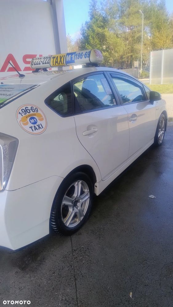 Toyota Prius - 7