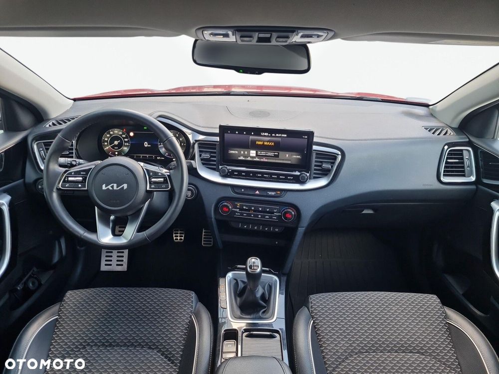 Kia Ceed 1.5 T-GDI Business Line - 13