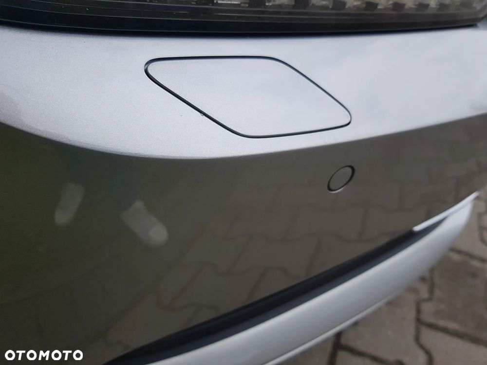 Volkswagen Passat 1.8 TSI BMT Comfortline DSG - 32