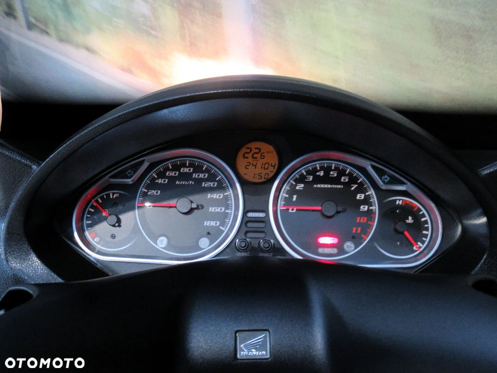 Honda SW-T400 - 12