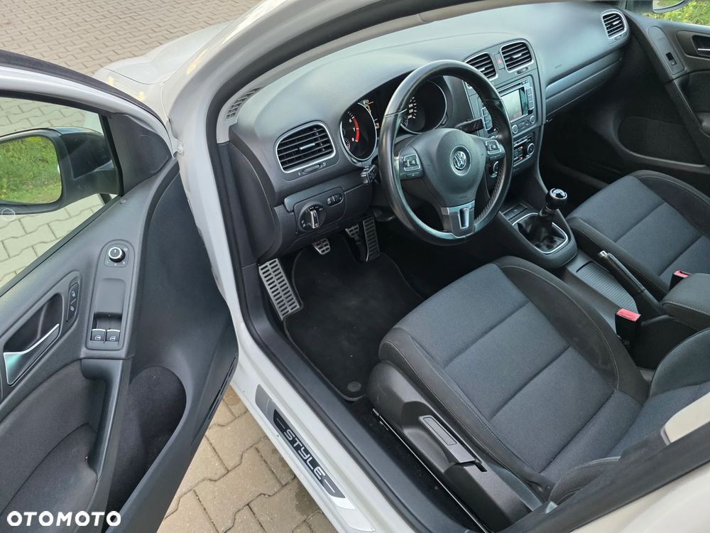 Volkswagen Golf 1.2 TSI Style - 22