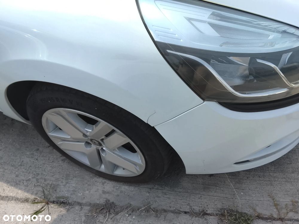Renault Clio Energy dCi 90 Start & Stop LIMITED 2018 - 16