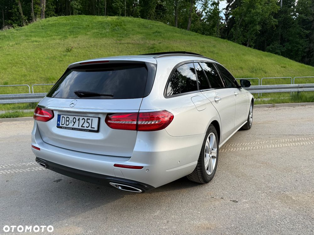Mercedes-Benz Klasa E 220 d 9G-TRONIC - 8