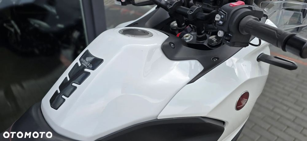 Honda NT - 18