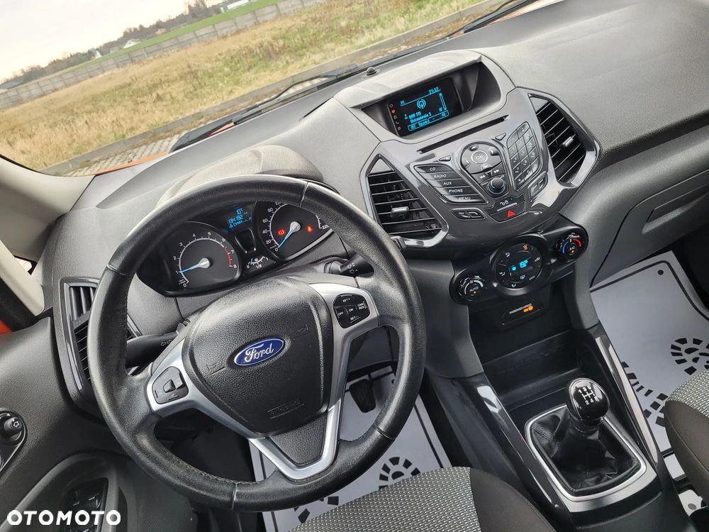 Ford EcoSport 1.0 EcoBoost TITANIUM - 24