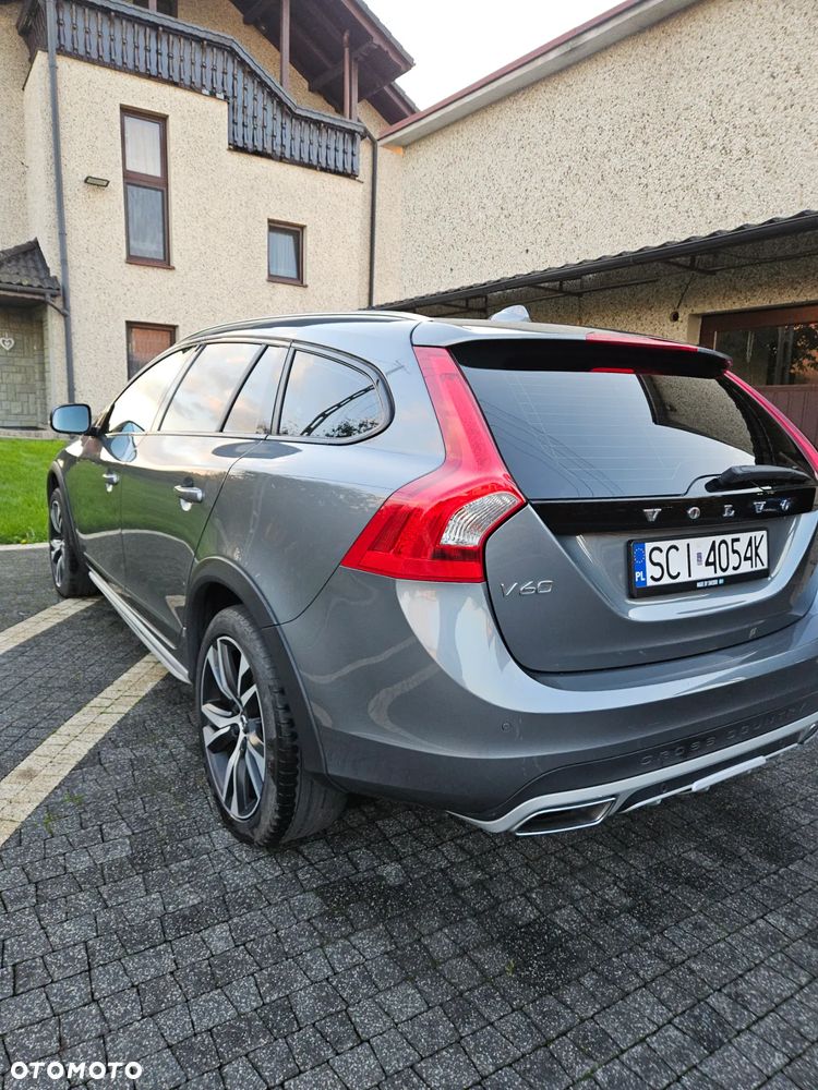 Volvo V60 D3 Drive-E Kinetic - 3