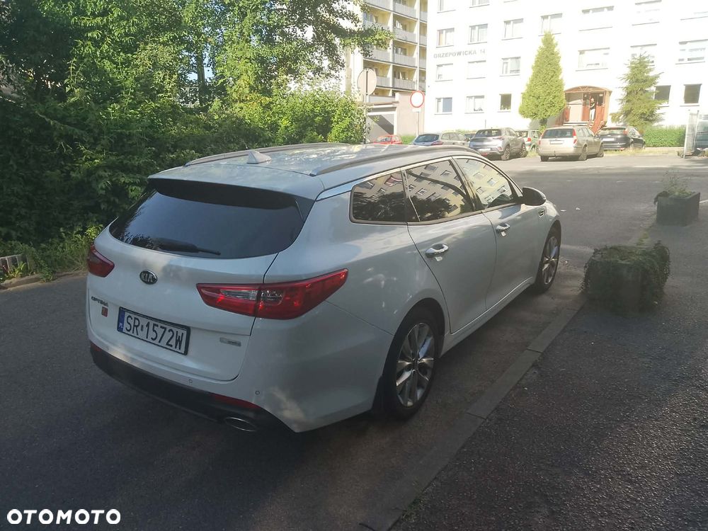 Kia Optima 1.7 CRDI L DCT - 3
