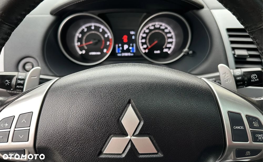 Mitsubishi Outlander 2.0 Intense + 2WD EU5 CVT - 5