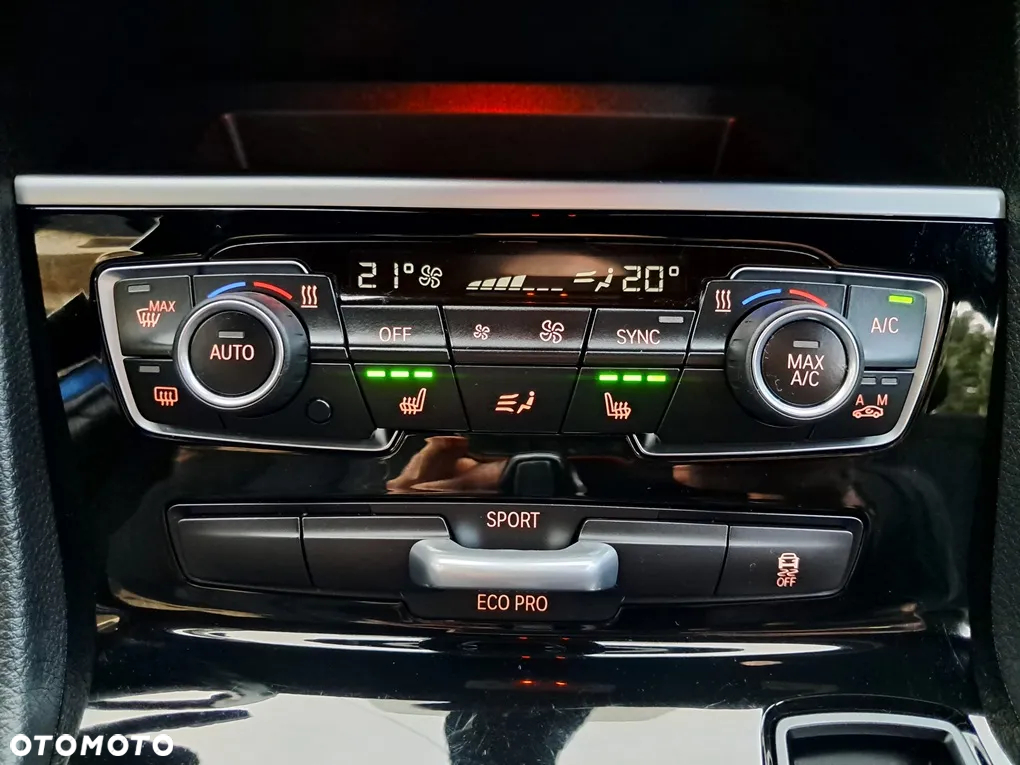 BMW Seria 2 218i Gran Tourer M Sport - 24