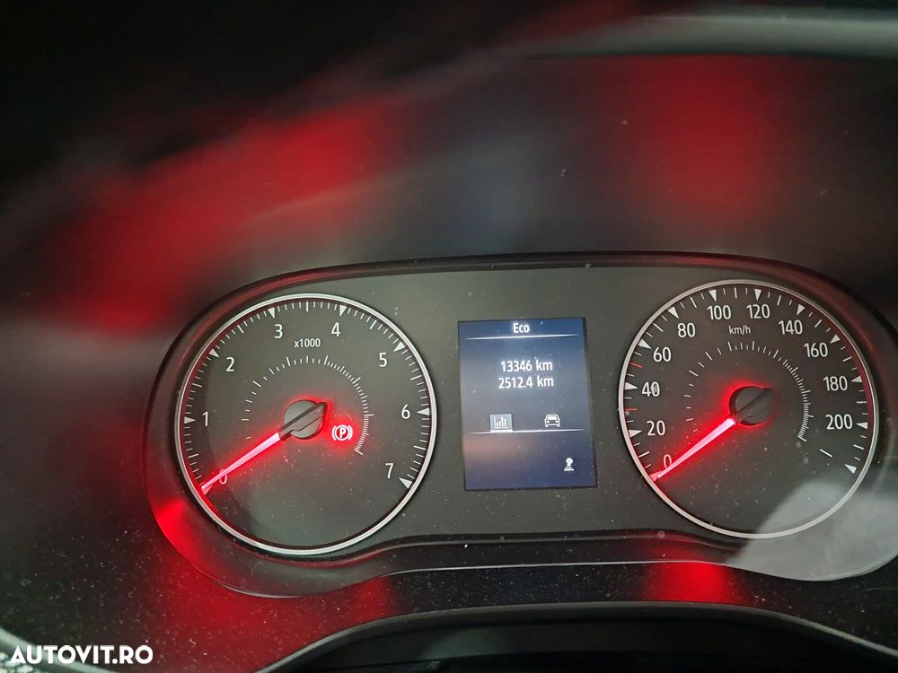 Dacia Logan TCe 90 MT6 Journey+ - 6