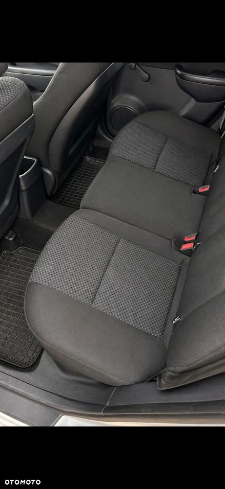 Hyundai i30 1.4 Classic + - 6