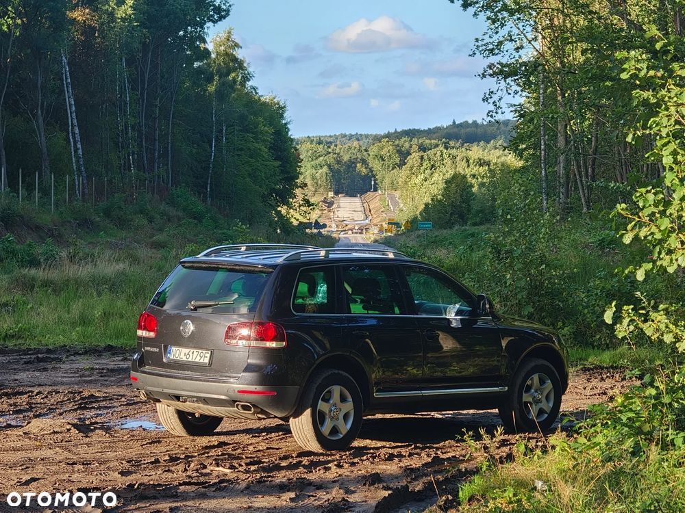 Volkswagen Touareg - 17