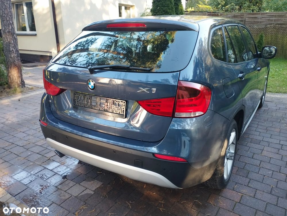 BMW X1 sDrive18i xLine - 3