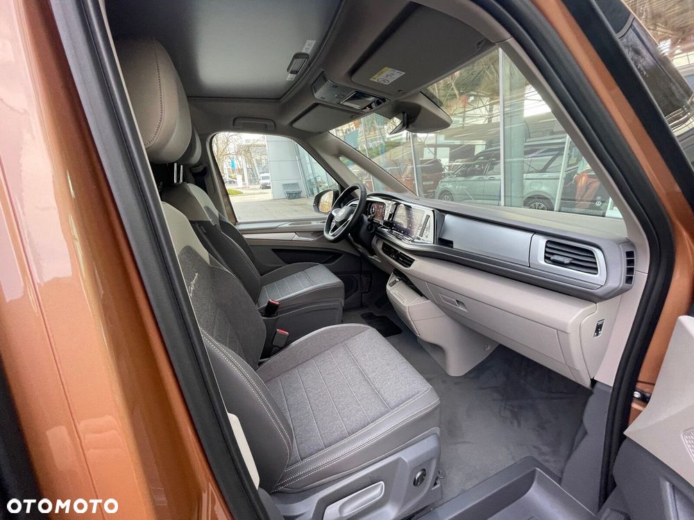 Volkswagen california Nowa California Coast silnik: 2,0 l TDI SCR 150 KM / skrzynia biegów: 7-biegowa DSG rozstaw osi: 3124 mm - 11