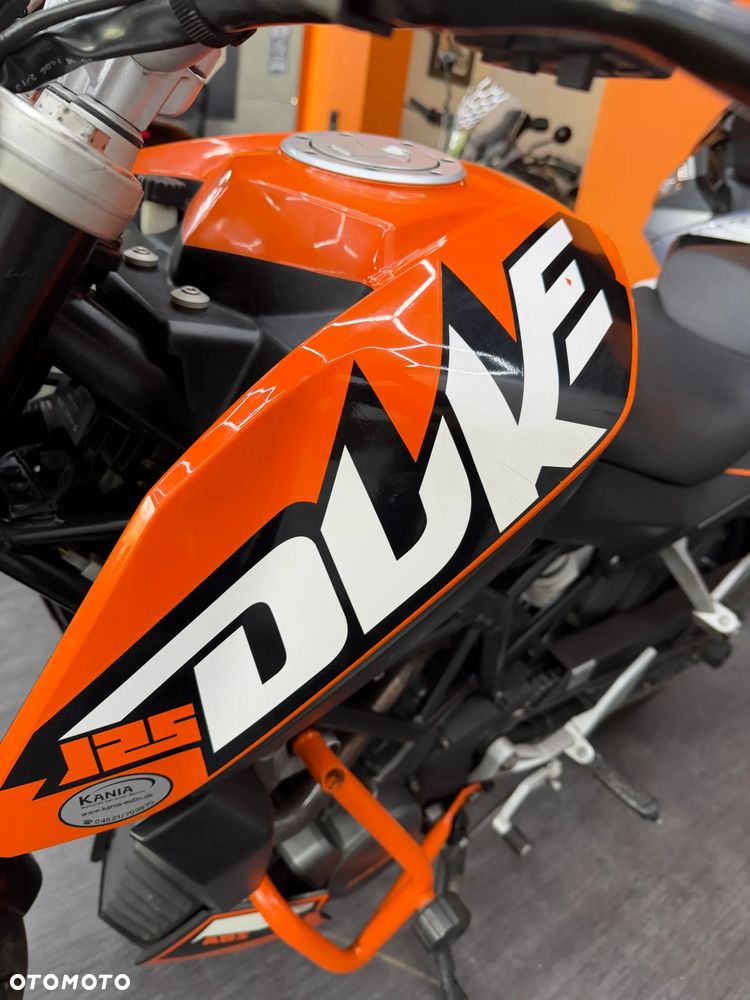 KTM Duke 125 - 32
