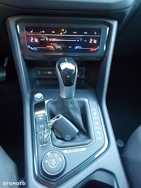 Volkswagen Tiguan 2.0 TSI 4Mot Life DSG - 16