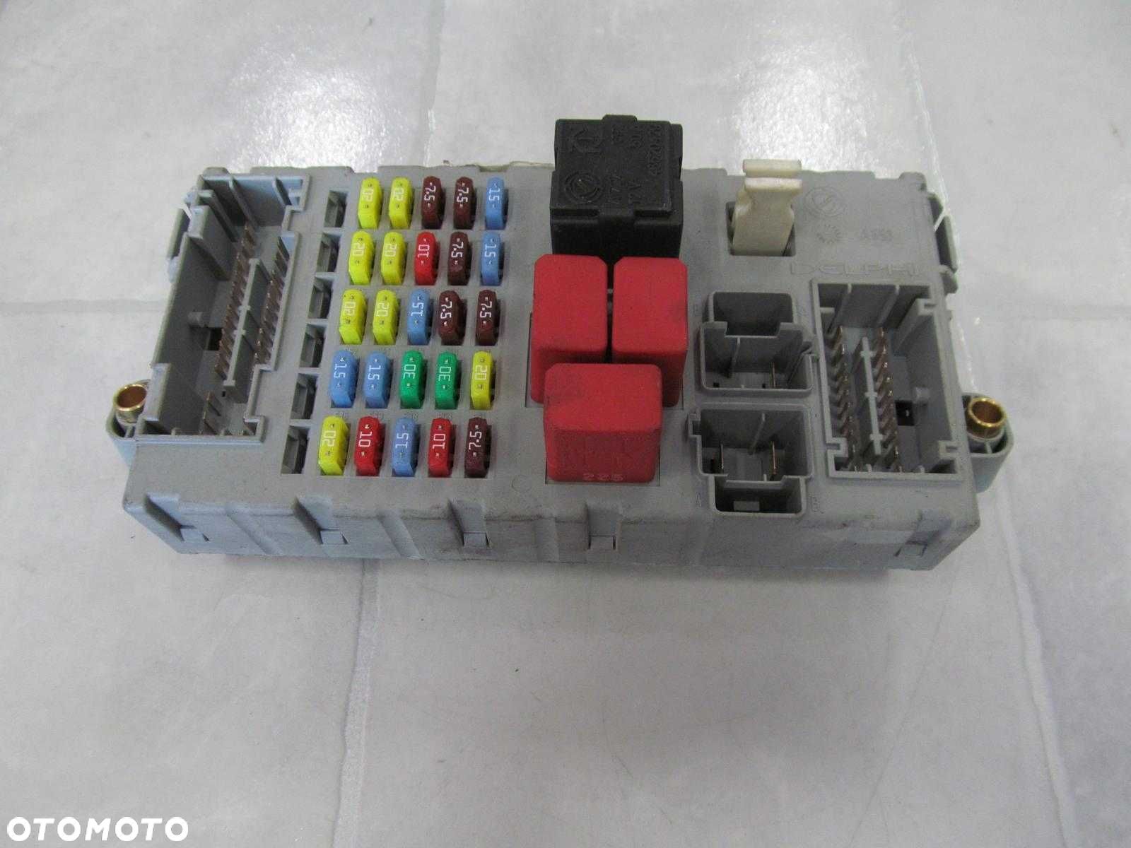 FIAT CROMA II 05-10 SKRZYNKA BEZPIECZNIKOW 46846745 CPL - 1