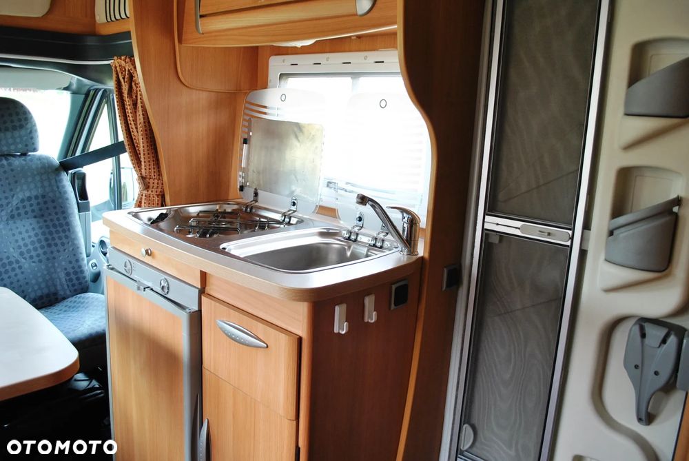 Chausson Ford Transit FLASH 02 Półintegra - 24