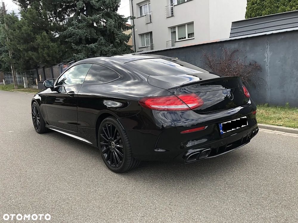 Mercedes-Benz Klasa C 250 7G-TRONIC AMG Line - 7
