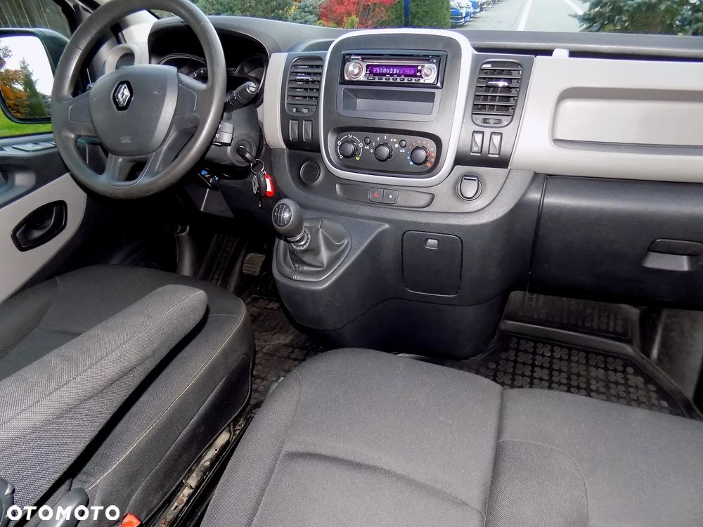 Renault Trafic - 19