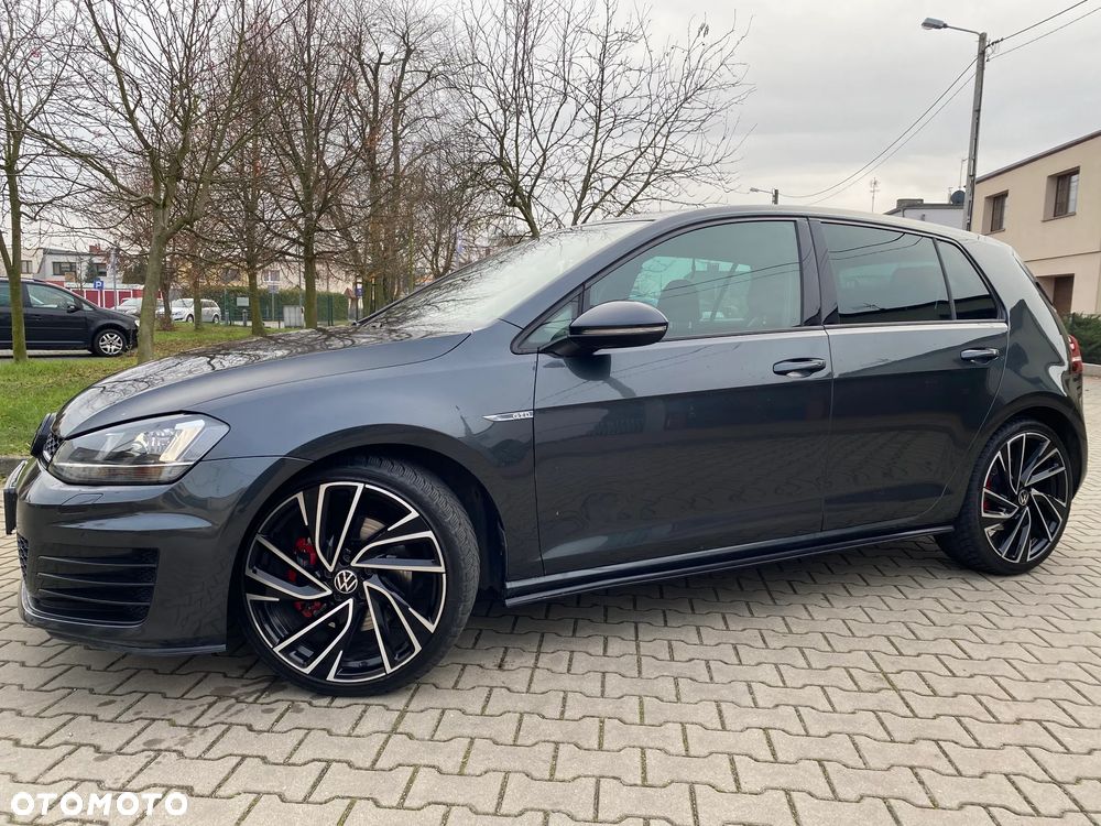 Volkswagen Golf 2.0 TDI BMT GTD DSG - 2