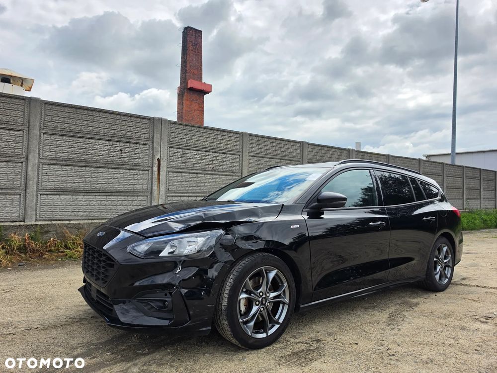 Ford Focus 1.0 EcoBoost STart-Stopp-System ST-LINE X - 31