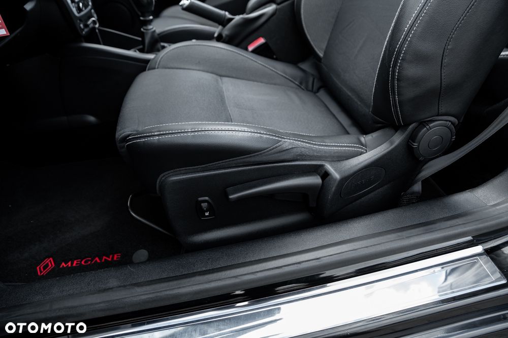 Renault Megane TCe 130 Dynamique - 19