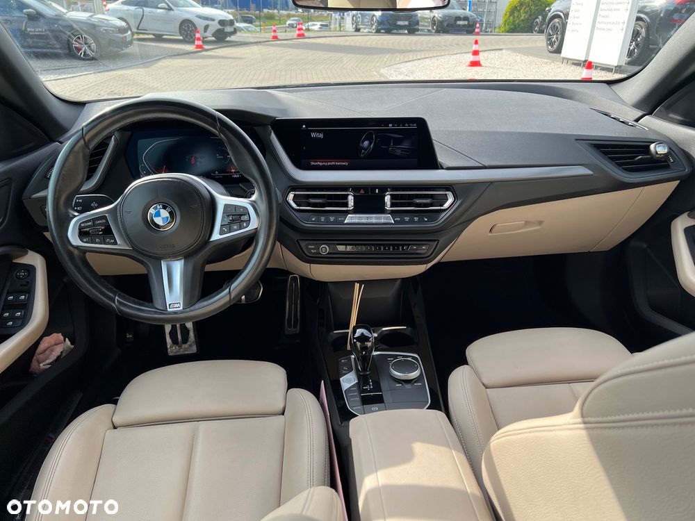 BMW Seria 2 218i M Sport - 8