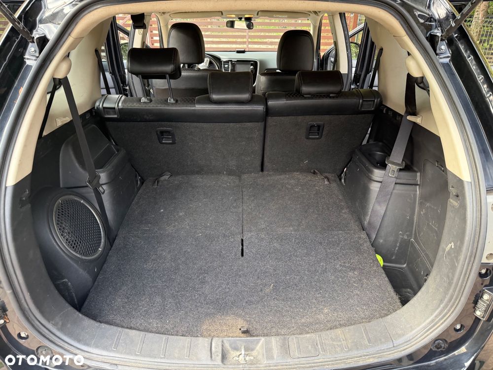 Mitsubishi Outlander 2.0 Intense 4WD CVT - 9