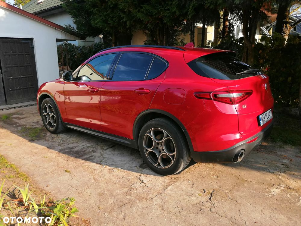 Alfa Romeo Stelvio - 5