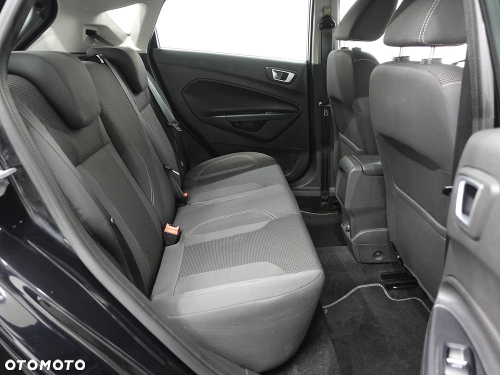 Ford Fiesta 1.5 TDCi Celebration - 25