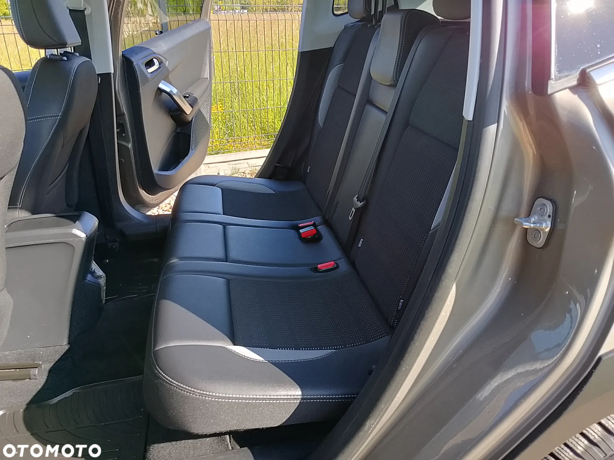 Peugeot 2008 1.6 BlueHDi Crossway - 26