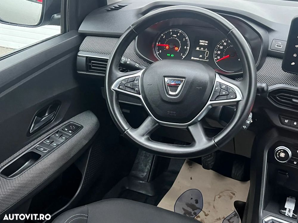 Dacia Logan TCe 90 MT6 Prestige - 29