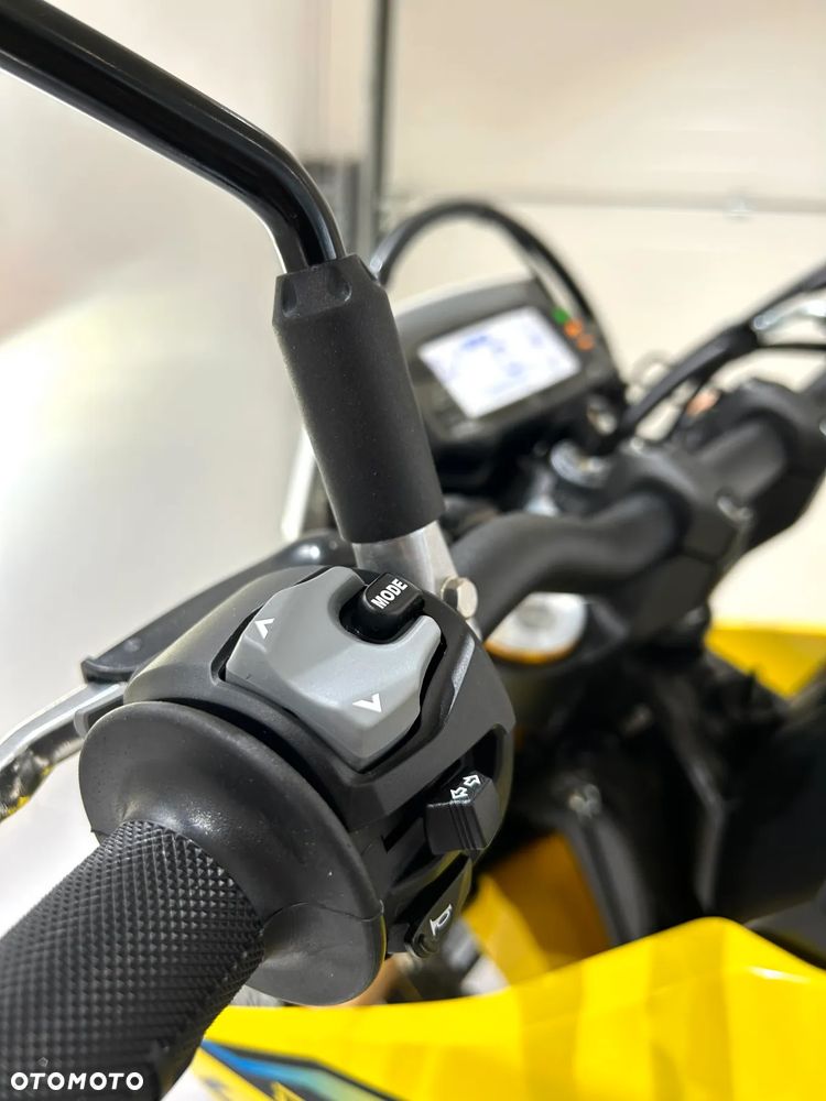 Suzuki DR-Z - 15