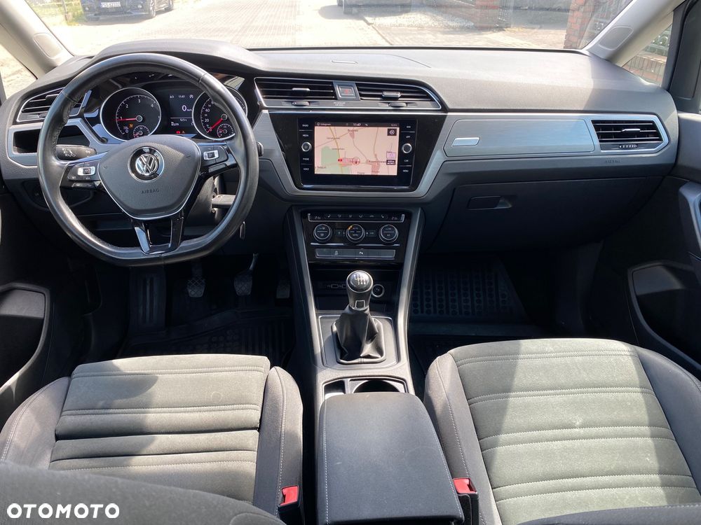 Volkswagen Touran 1.6 TDI SCR (BlueMotion Technology) Comfortline - 11