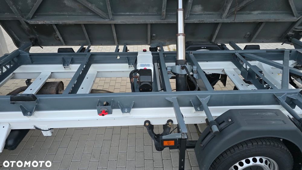 Volkswagen CRAFTER - 19