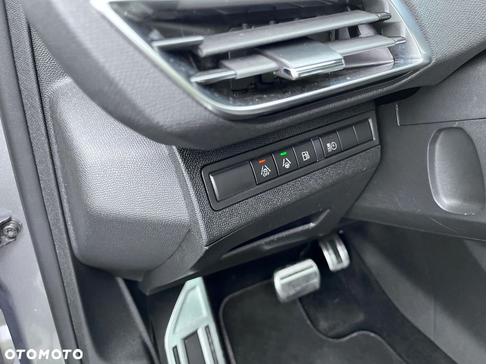 Peugeot 3008 1.6 PureTech Hybrid4 PHEV GT Pack S&S EAT8 - 22