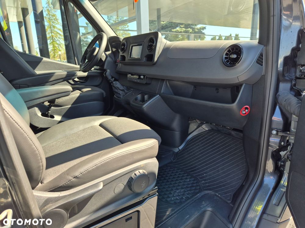 Mercedes-Benz Sprinter Long PRO 907.255 - 25