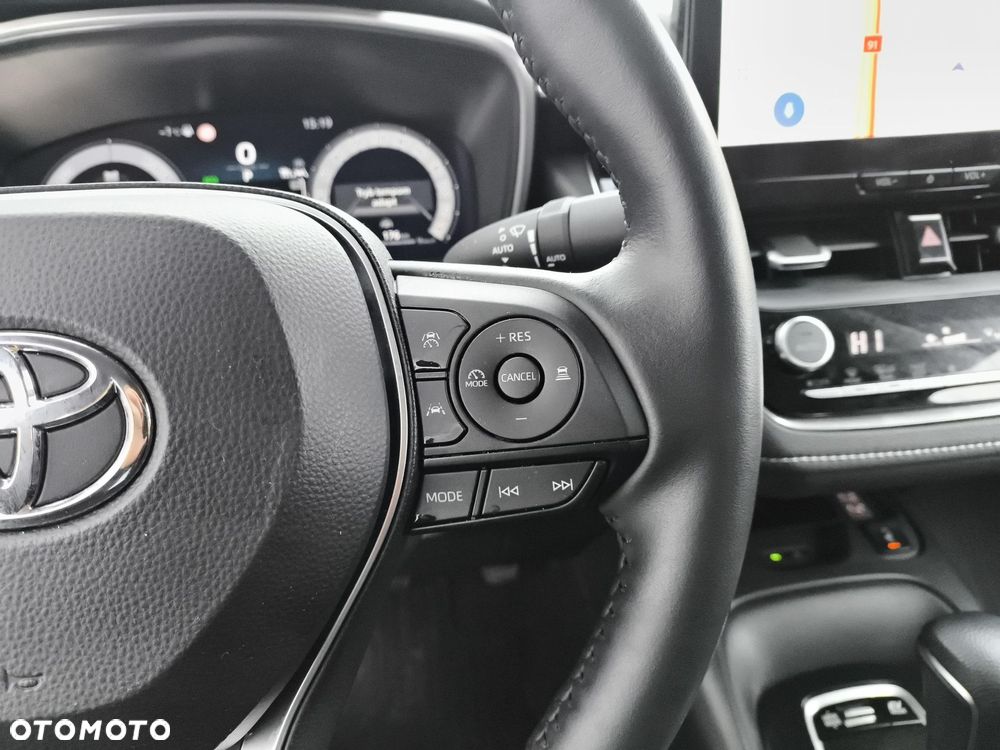 Toyota Corolla 1.8 Hybrid Style - 17