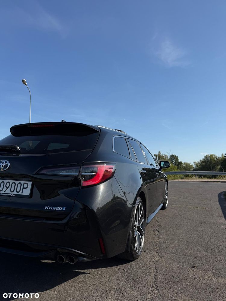 Toyota Corolla 2.0 Hybrid Executive - 10